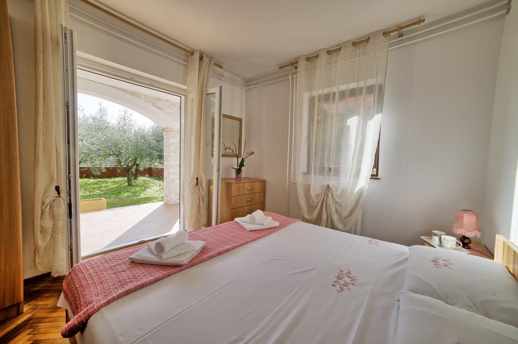 Apartments Mirella Novigrad Istria 외부 사진